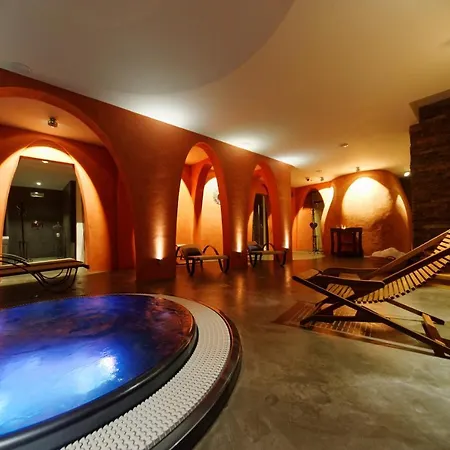 Cote Brune Отель 4*