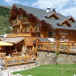 Cote Brune Hotel 4*