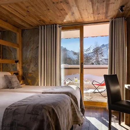 Cote Brune Hotel